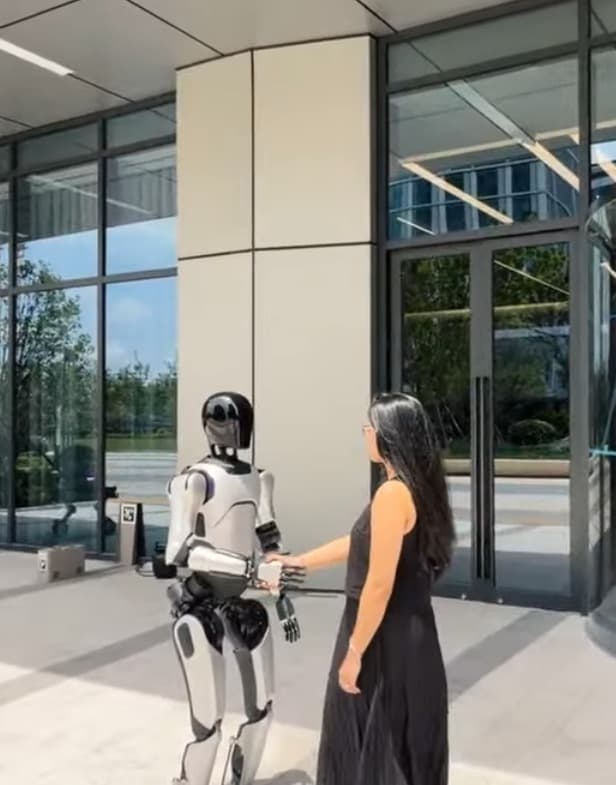 Inside the AGIBOT robot factory: humanoid robots on the assembly line